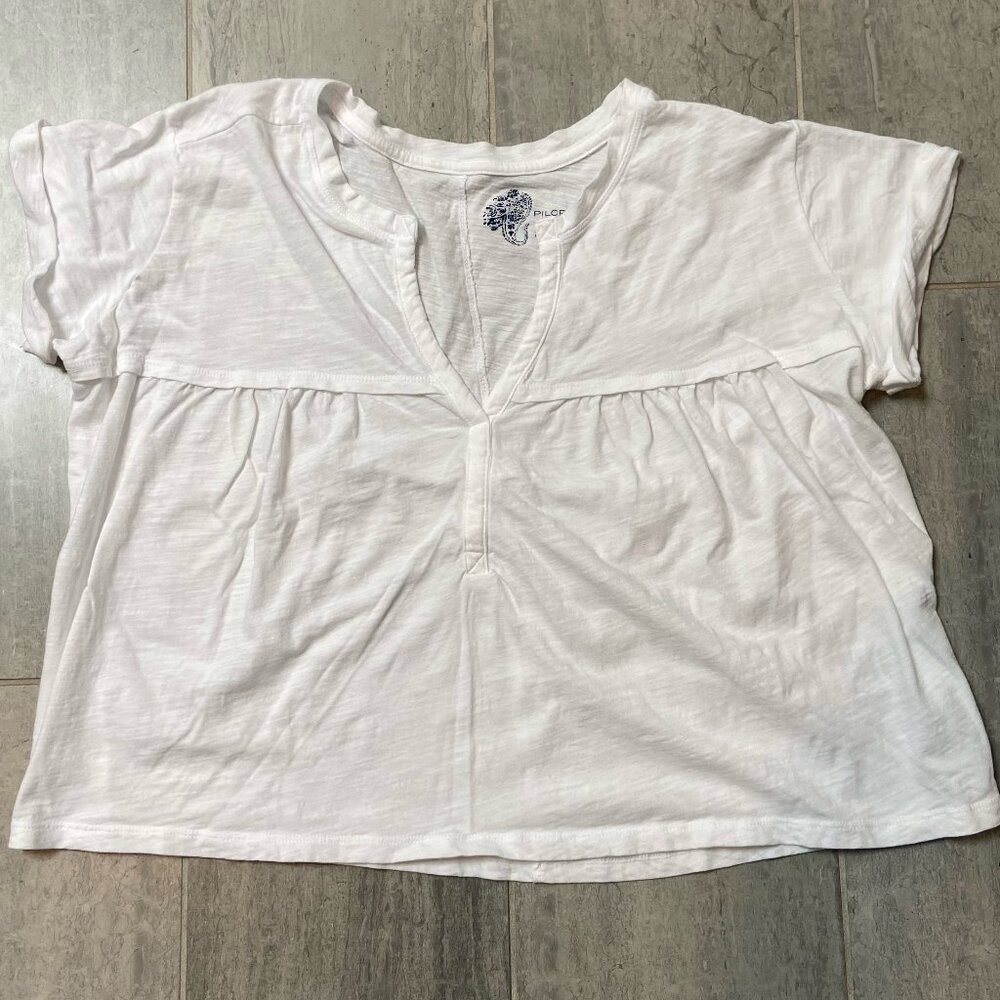 Pilcro White Short-Sleeve V-Neck Peplum Tee